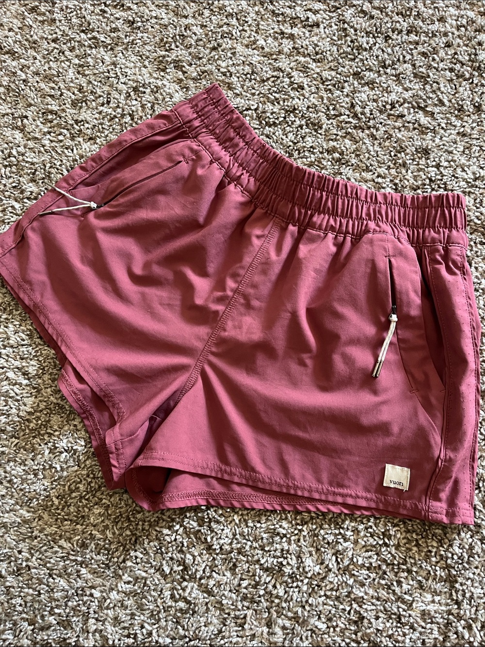 Vuori Shorts - Picture 2 of 3